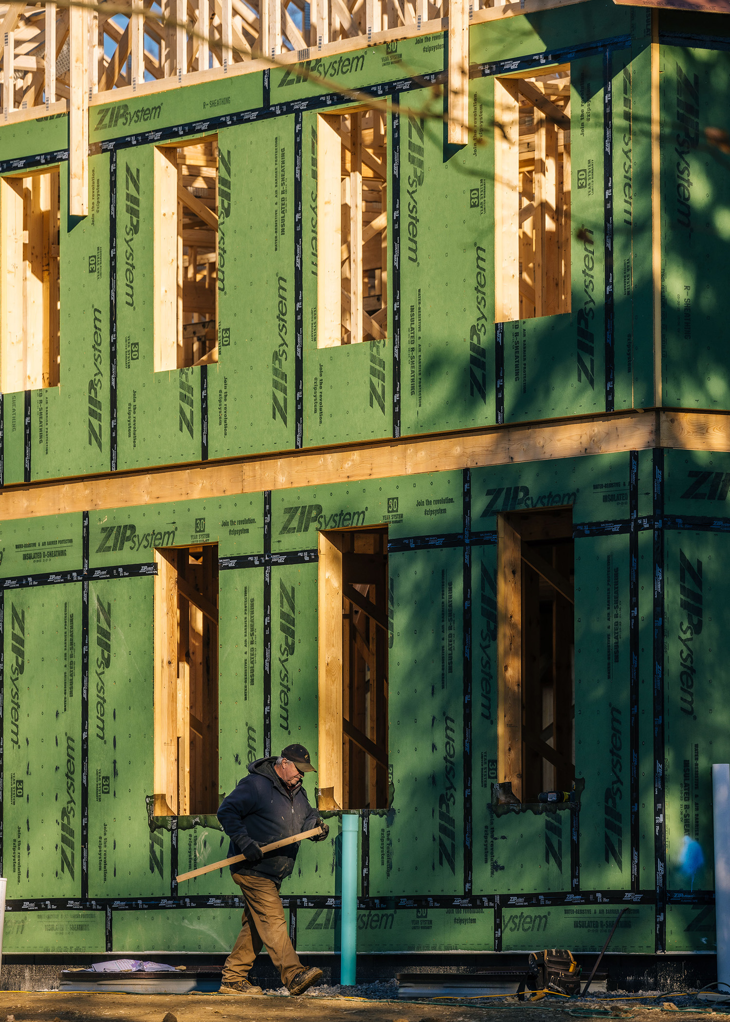 contractor expertise with making progress on house siding
